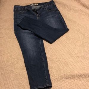 Old Navy rockstar jeans 👖